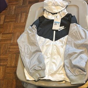 Nike Kids Jacket in Black and White